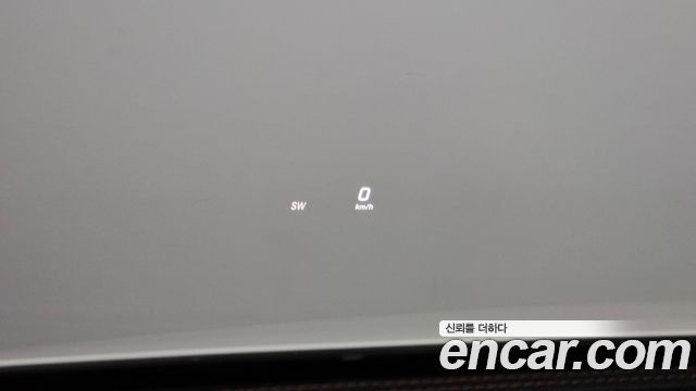 Mercedes-Benz E-Class 2017 — photo 23