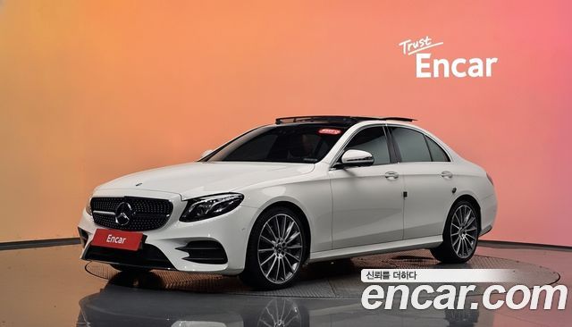 Mercedes-Benz E-Class 2017 — photo 1