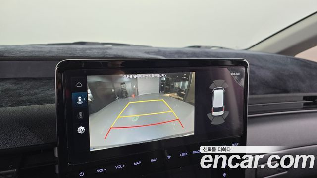 Hyundai Staria 2025 — photo 14
