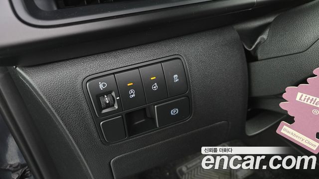 Hyundai Staria 2025 — photo 20