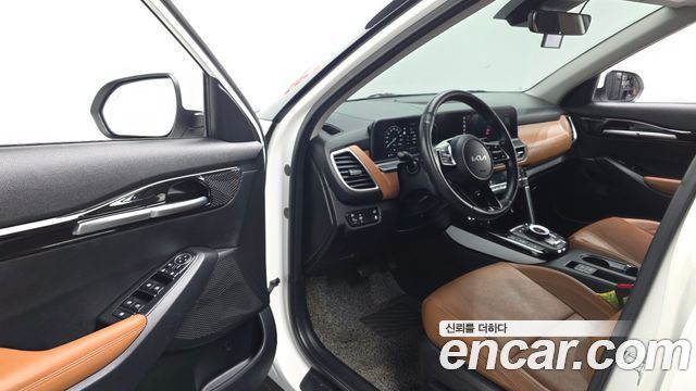 Kia Seltos 2023 — photo 10