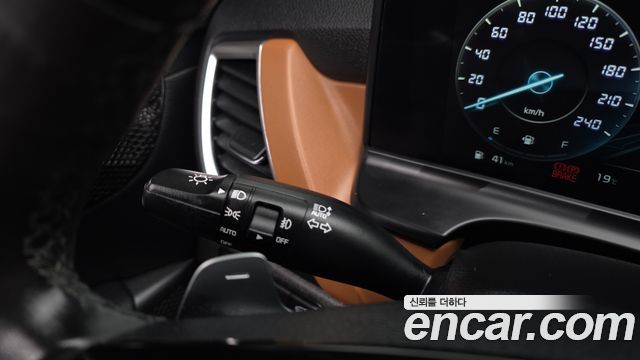 Kia Seltos 2023 — photo 17