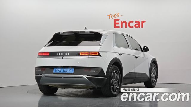 Hyundai Ioniq5 2023 — photo 2