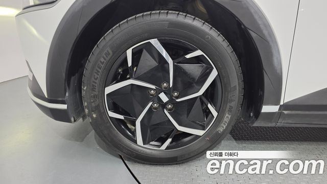 Hyundai Ioniq5 2023 — photo 5