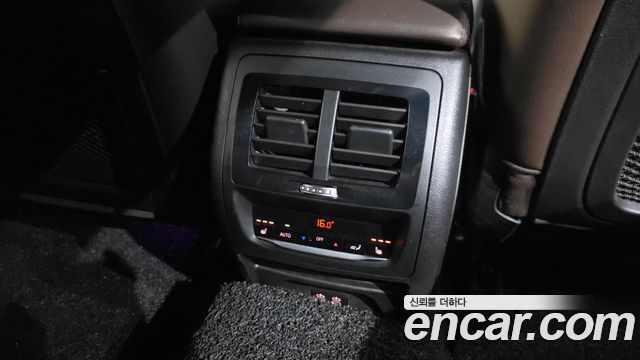 BMW X4 2021 — photo 24