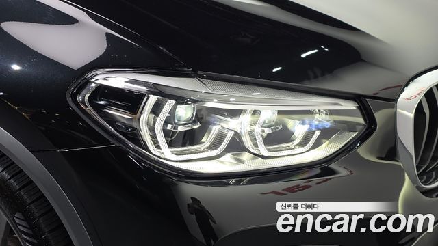BMW X4 2021 — photo 8