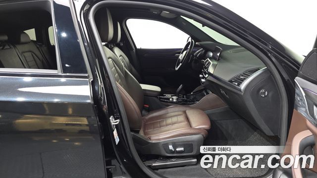 BMW X4 2021 — photo 16