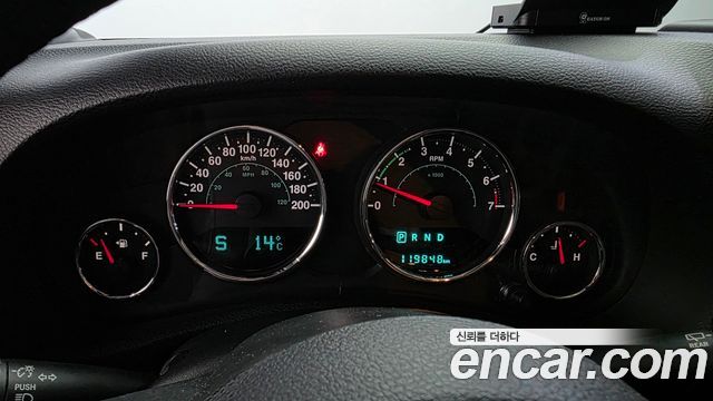Jeep Wrangler 2017 — photo 8