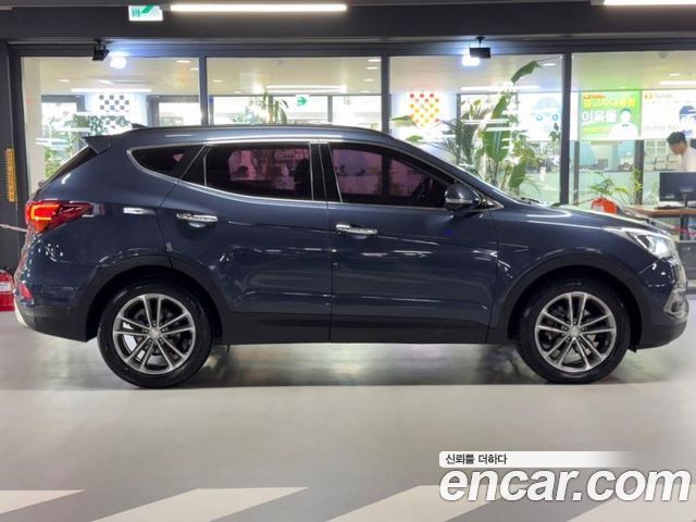 Hyundai Santafe 2016 — photo 3
