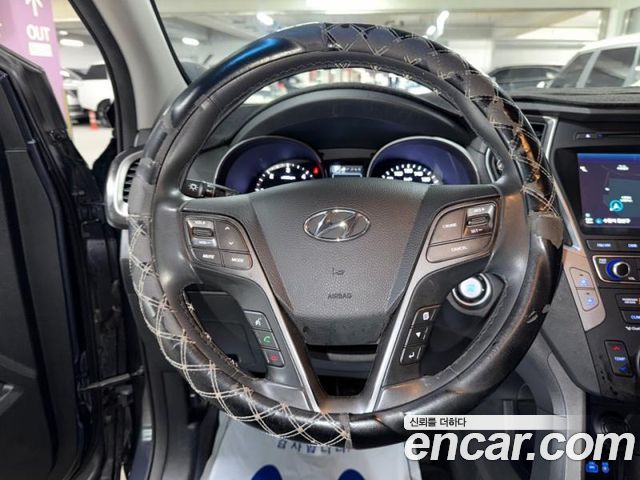 Hyundai Santafe 2016 — photo 8