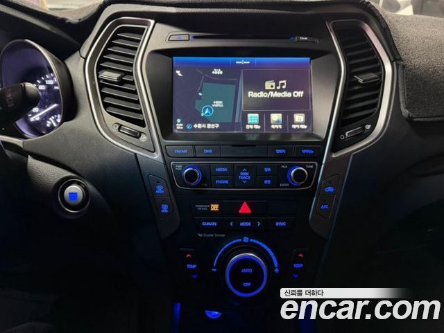 Hyundai Santafe 2016 — photo 10