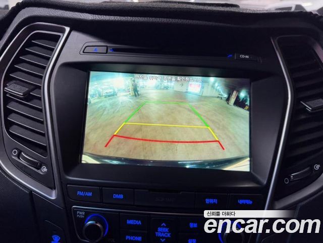 Hyundai Santafe 2016 — photo 11