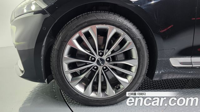 Kia K9 2022 — photo 5