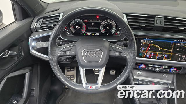 Audi Q3 2023 — photo 20