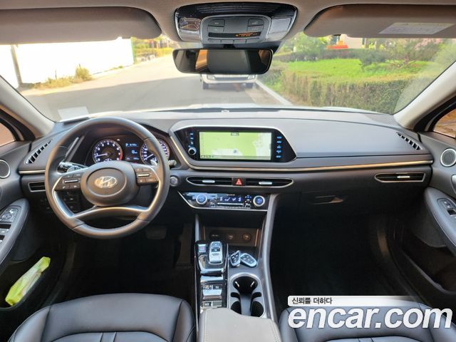 Hyundai Sonata 2021 — photo 9
