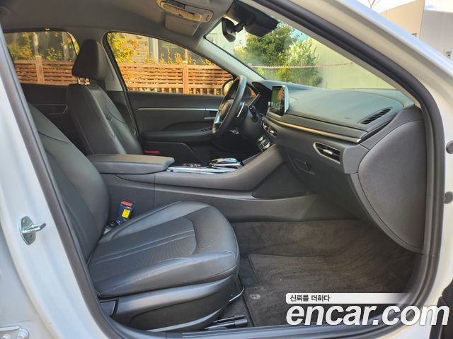 Hyundai Sonata 2021 — photo 10