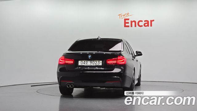 BMW 3-Series 2018 — photo 4