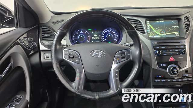 Hyundai Grandeur 2015 — photo 18