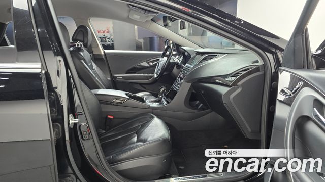 Hyundai Grandeur 2015 — photo 16