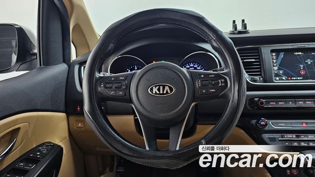 Kia Canival 2020 — photo 20