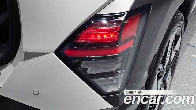 Hyundai Kona 2023 — photo 9