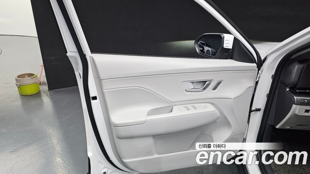 Hyundai Kona 2023 — photo 14