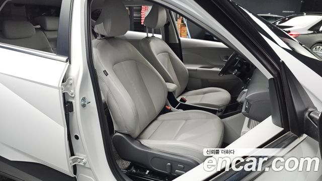 Hyundai Kona 2023 — photo 16