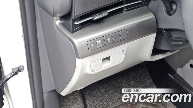 Hyundai Kona 2023 — photo 28