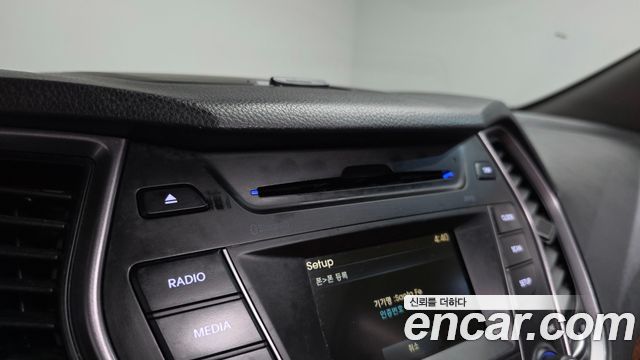 Hyundai Santafe 2015 — photo 35