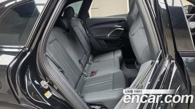 Audi Q5 2025 — photo 18