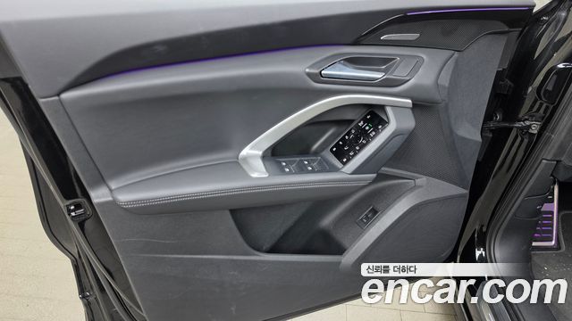 Audi Q5 2025 — photo 14