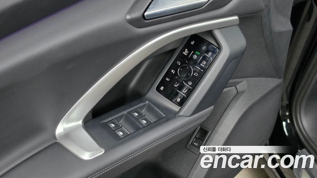 Audi Q5 2025 — photo 29