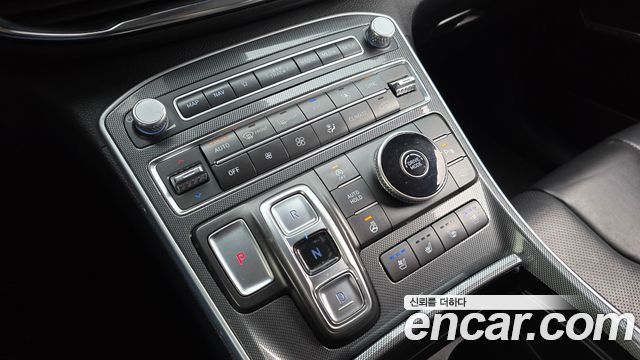 Hyundai Santafe 2021 — photo 9