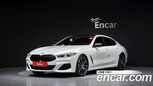 BMW 8-Series 2021 — photo 1
