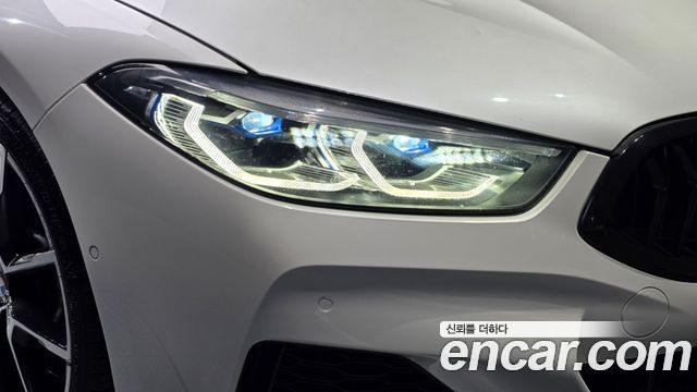 BMW 8-Series 2021 — photo 8