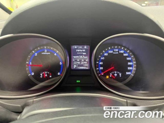 Hyundai Santafe 2014 — photo 9