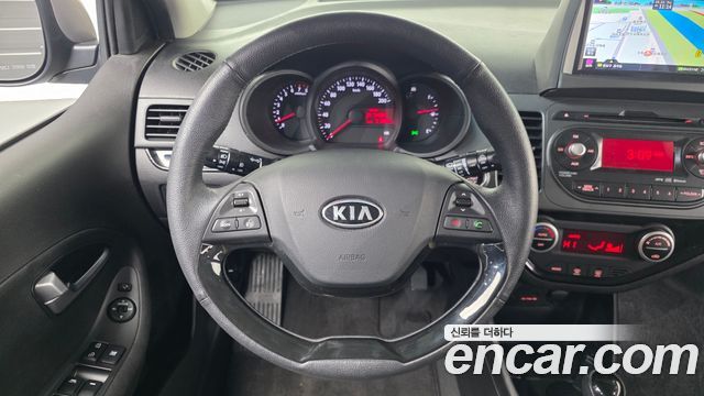 Kia morning 2012 — photo 13