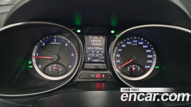 Hyundai Santafe 2013 — photo 11