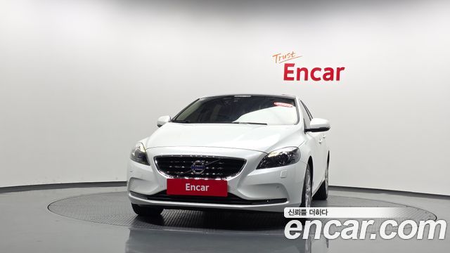 Volvo V40 2016 — photo 3