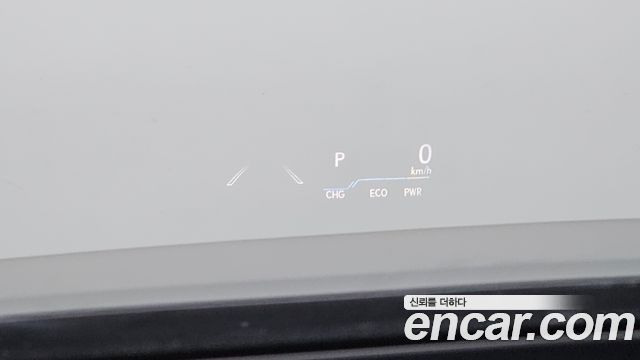 Lexus ES 2022 — photo 13