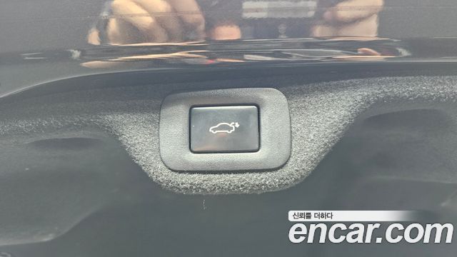 Lexus ES 2022 — photo 20