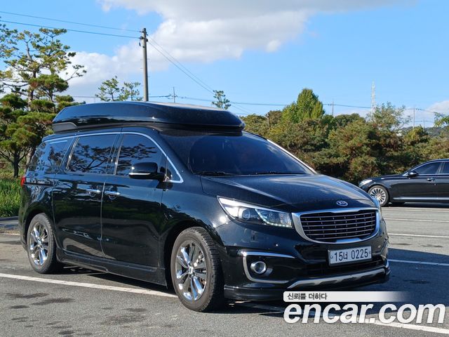 Kia Canival 2017 — photo 3