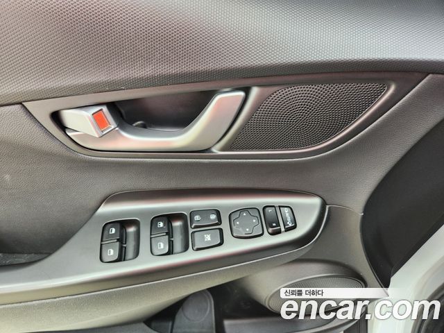 Hyundai Kona 2020 — photo 17