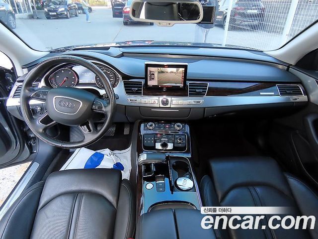 Audi A8 2015 — photo 7