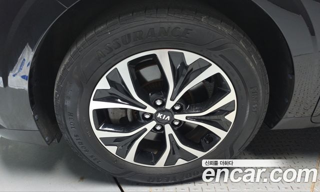 Kia Canival 2021 — photo 5