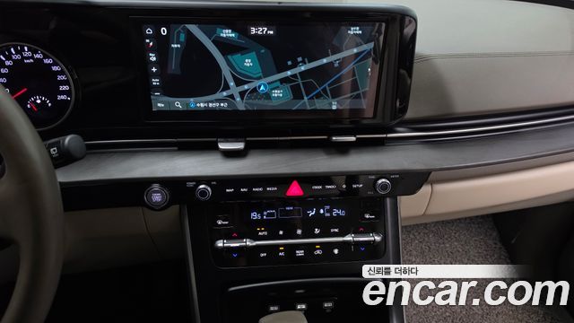 Kia Canival 2021 — photo 19