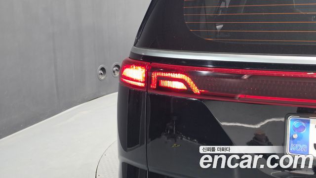 Kia Canival 2021 — photo 9