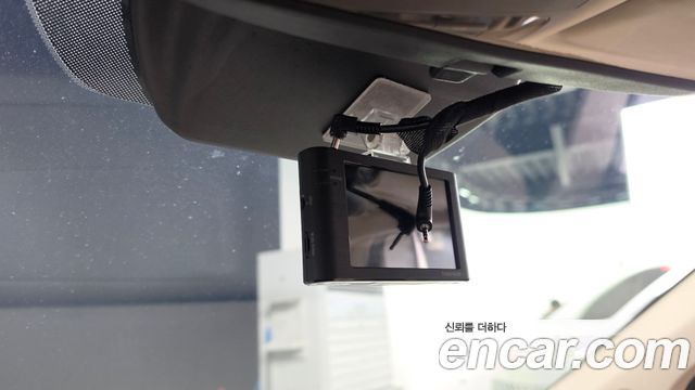 Kia Canival 2021 — photo 33