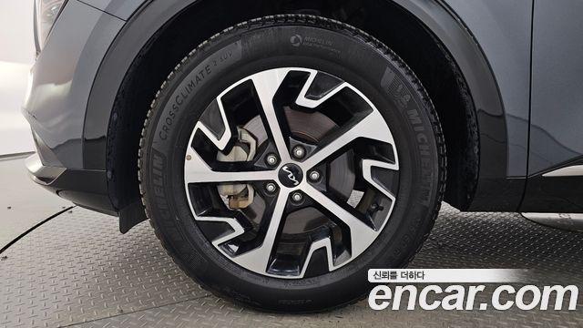 Kia Sportage 2023 — photo 5