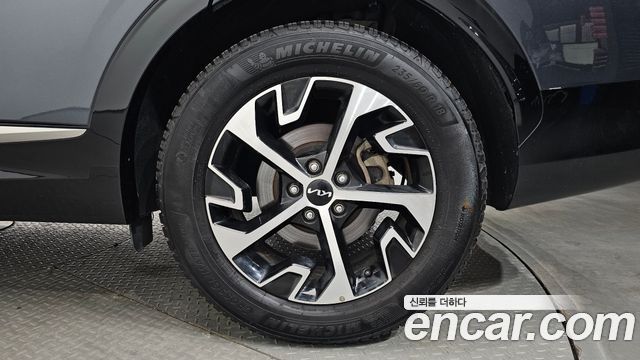 Kia Sportage 2023 — photo 7